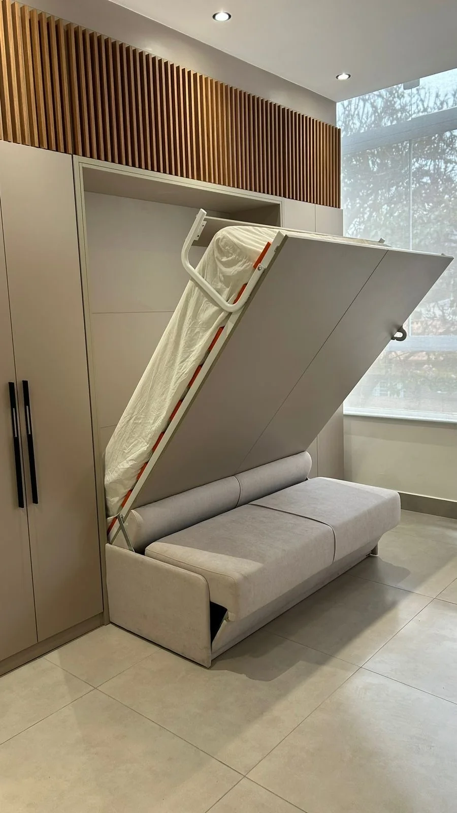 Murphy bed by Gold Hammer LLC